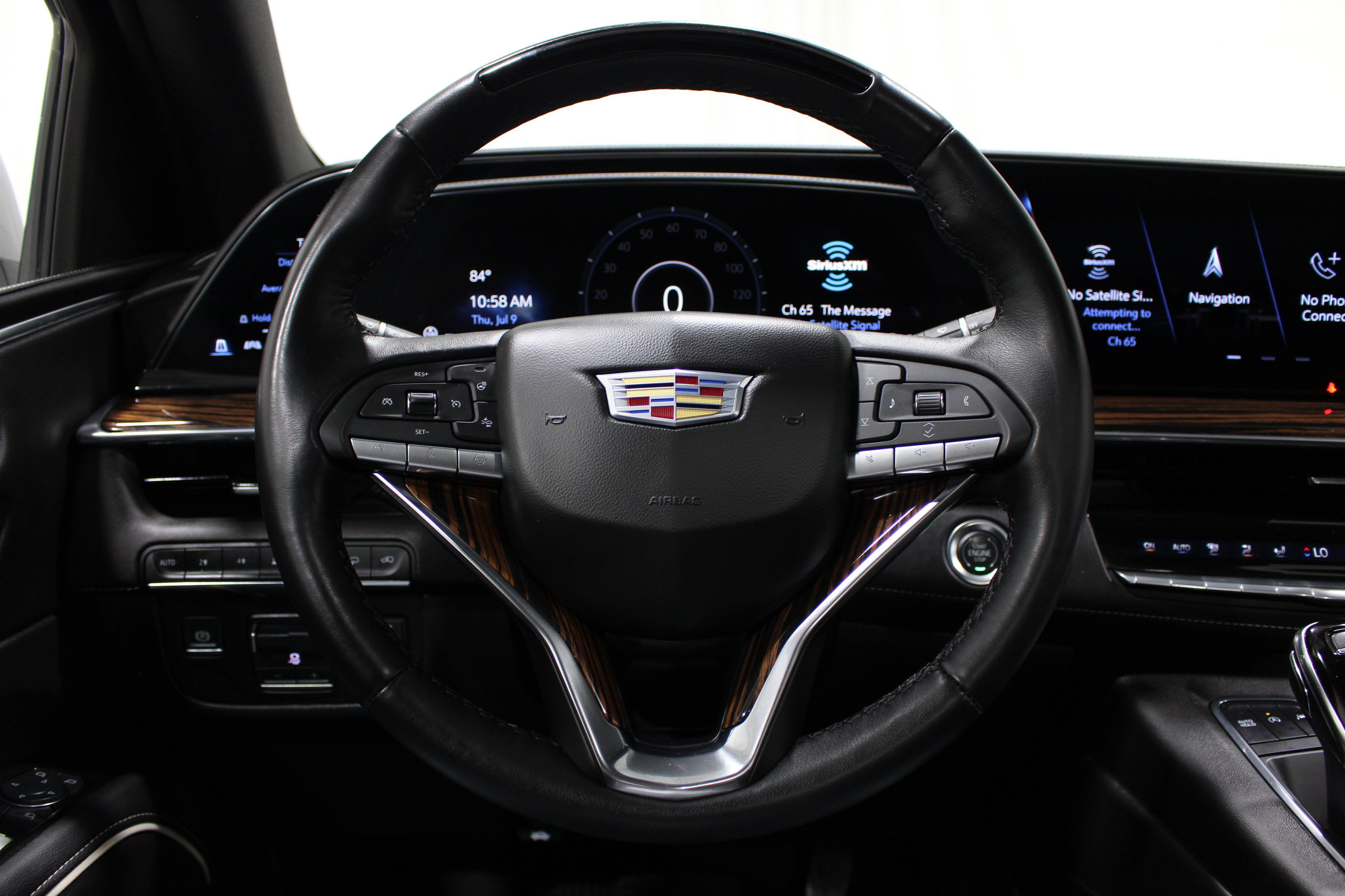 Certified 2024 Cadillac Escalade Premium Luxury w/ Performance Package AWD/4WD image 11