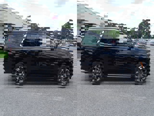 New 2025 Chevrolet Tahoe LT w/ Comfort Package image 10