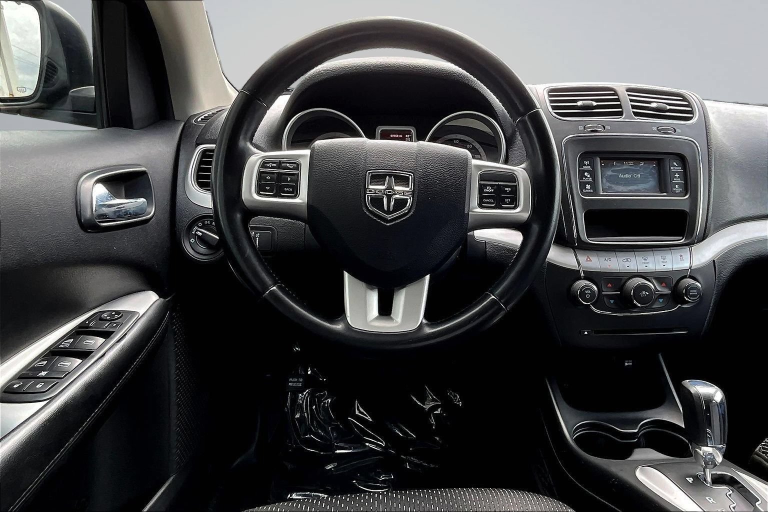Used 2020 Dodge Journey SE w/ SE Popular Equipment Group FWD image 6