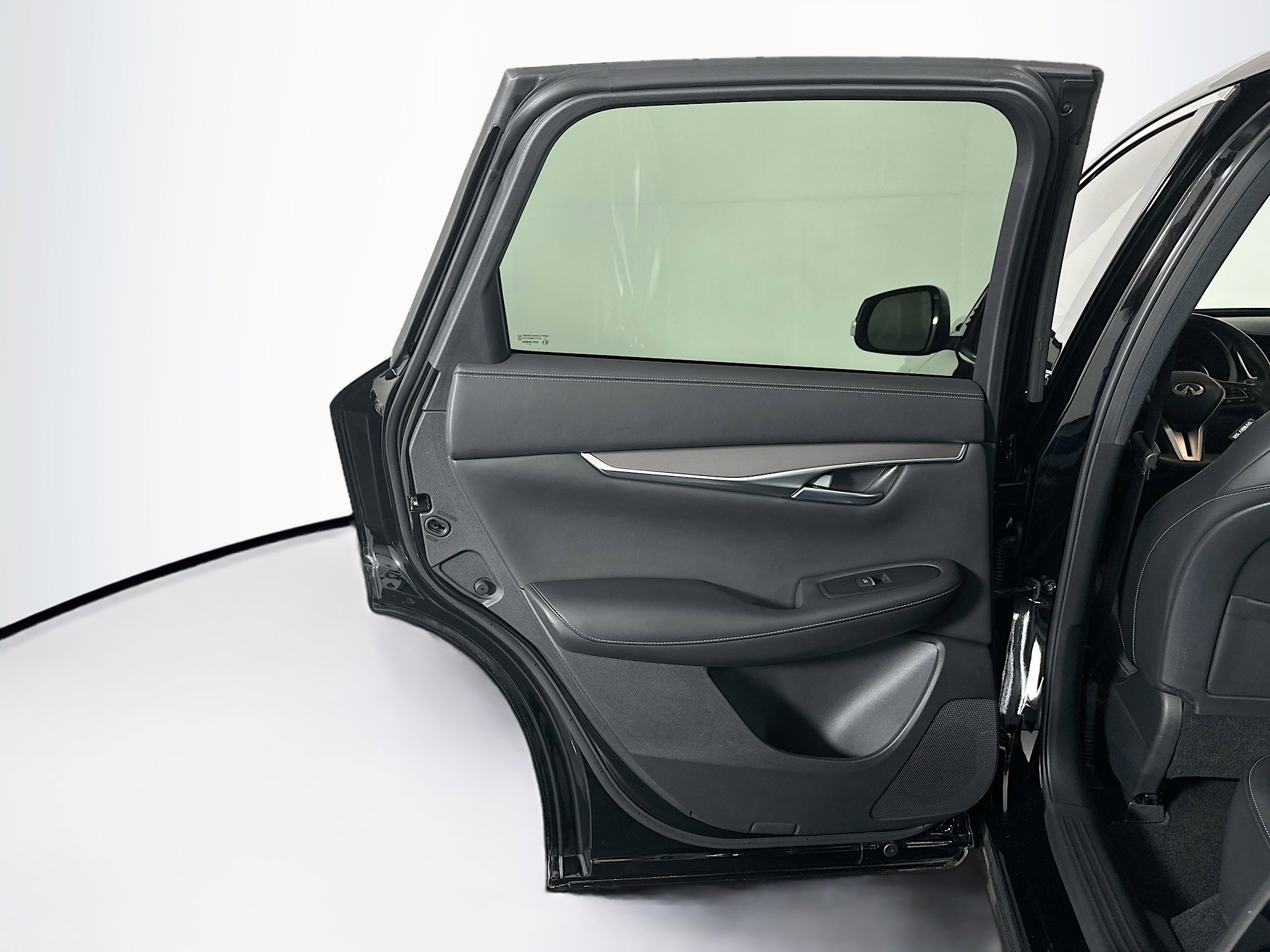 Used 2023 INFINITI QX50 Pure image 25