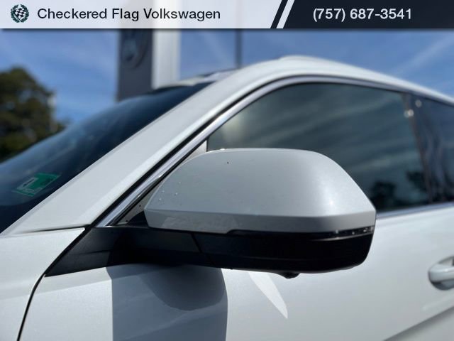Used 2023 Volkswagen Atlas Cross Sport SEL Premium R-Line image 4