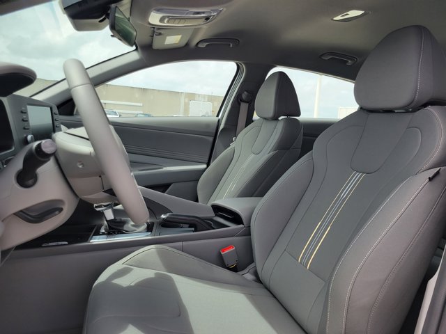 New 2026 Hyundai Elantra Sport FWD image 11