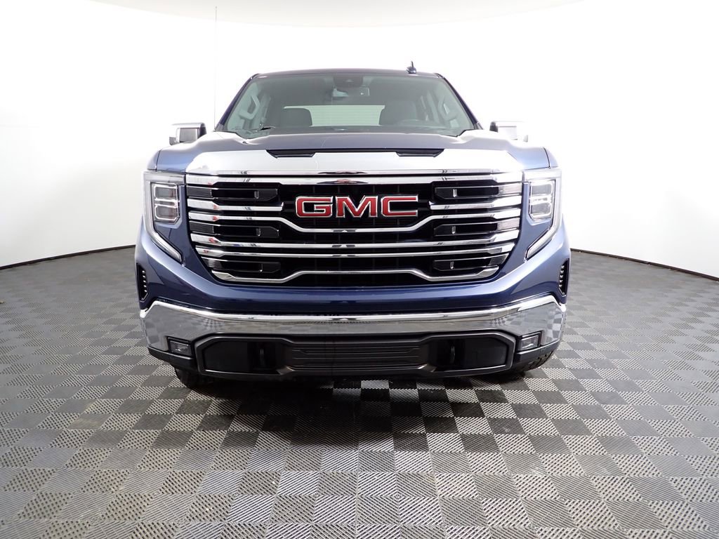 Used 2023 GMC Sierra 1500 SLT w/ SLT Premium Package image 5