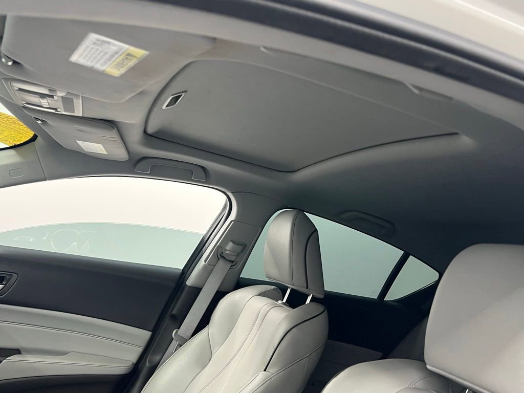 Used 2020 Acura ILX FWD image 10