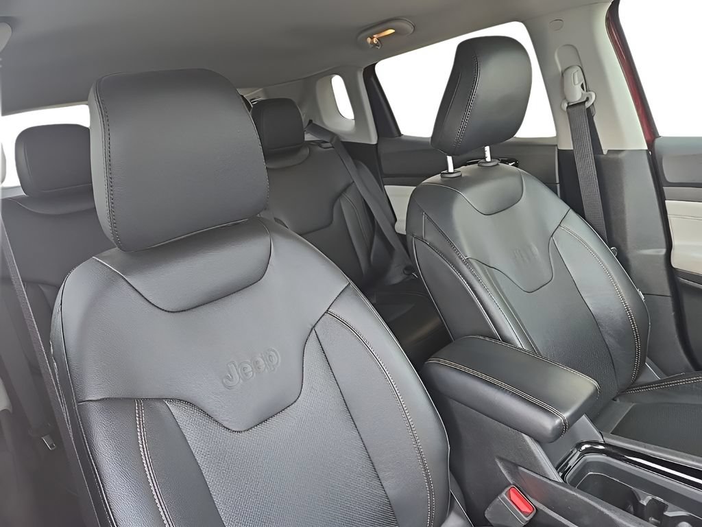 Used 2022 Jeep Compass Limited AWD/4WD image 18