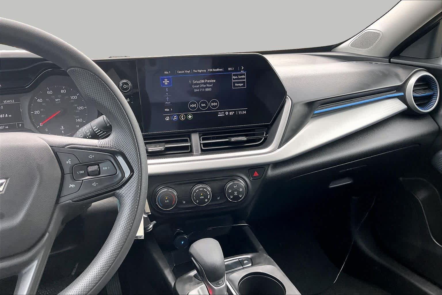 Used 2025 Chevrolet Trax LS w/ LS Convenience Package FWD image 7