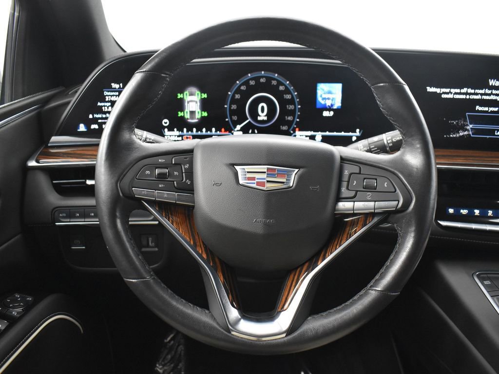 Used 2021 Cadillac Escalade Premium Luxury image 14