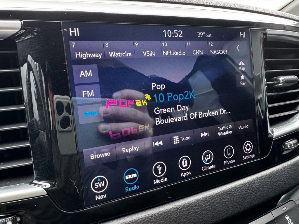 Used 2018 Chrysler Pacifica Touring Plus w/ S Appearance Package image 27