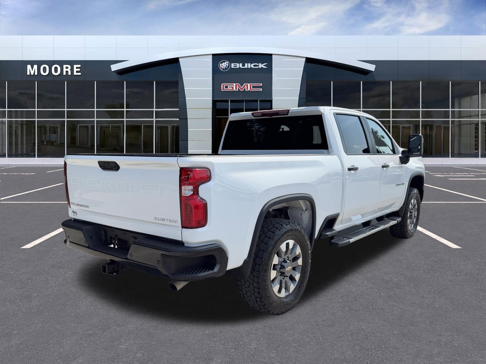 Used 2025 Chevrolet Silverado 2500 Custom w/ Custom Value Package AWD/4WD image 3