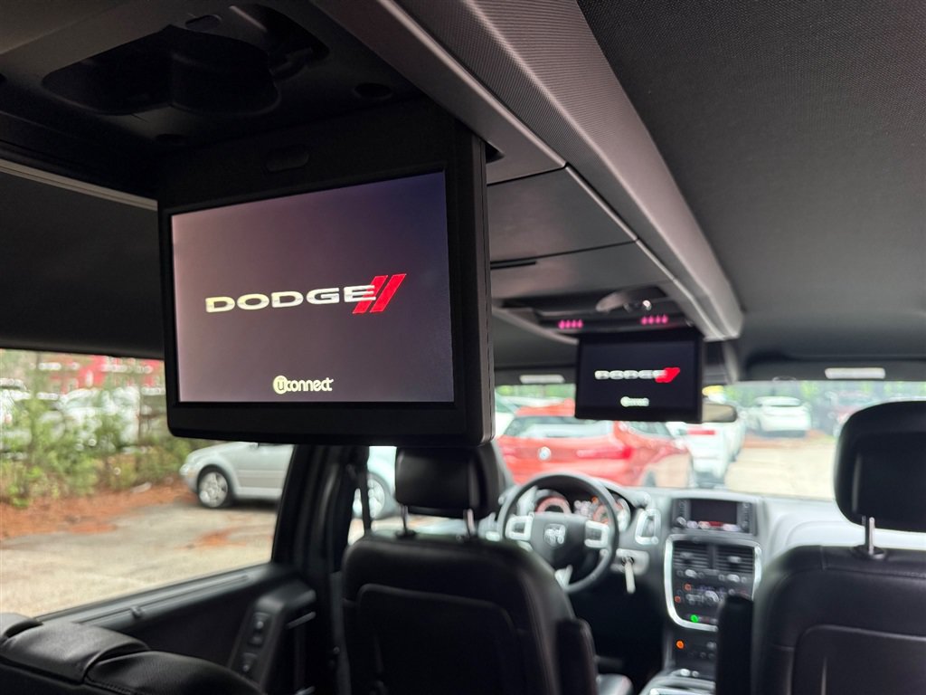 Used 2016 Dodge Grand Caravan R/T w/ Driver Convenience Group FWD image 23