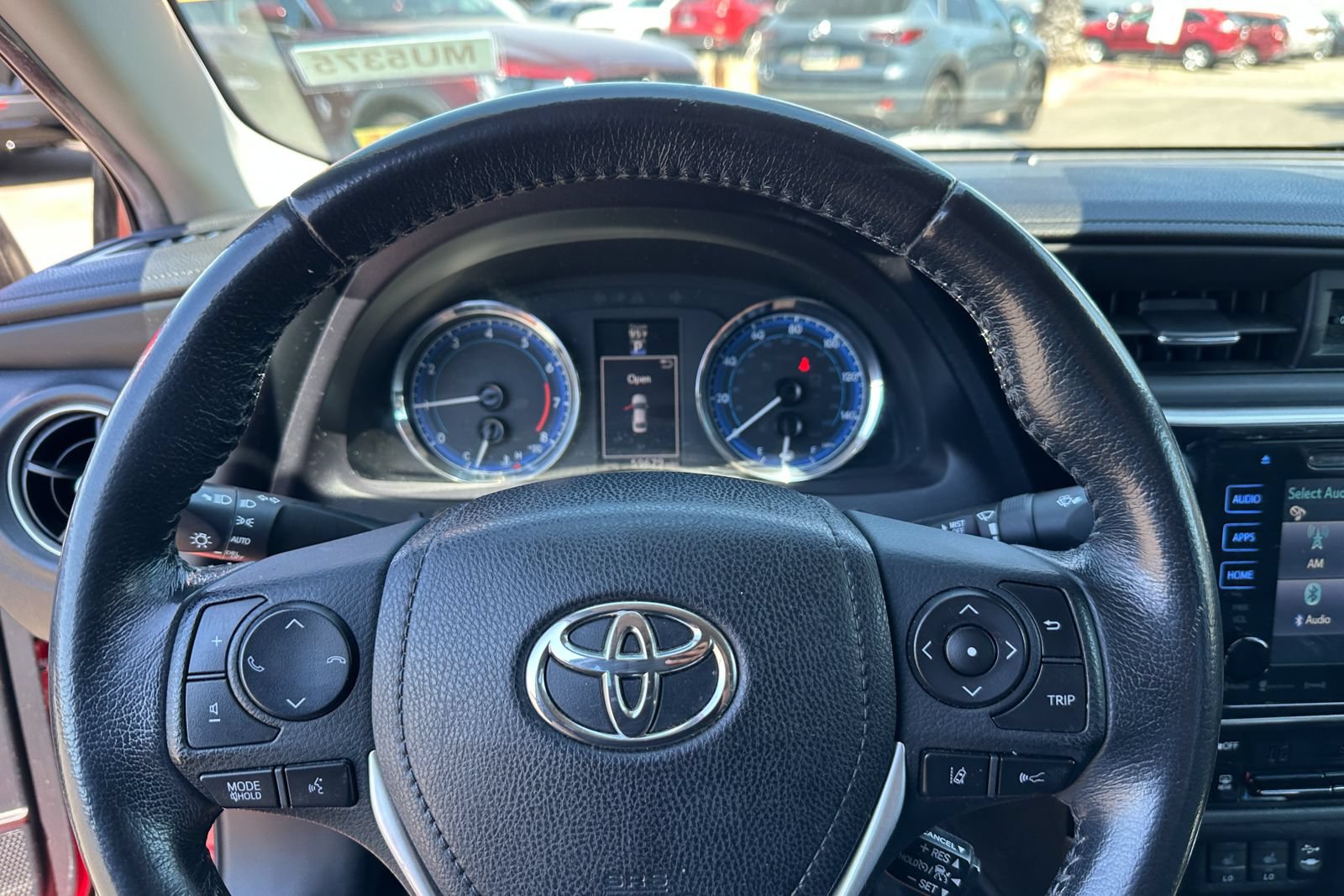 Used 2019 Toyota Corolla XLE FWD image 15