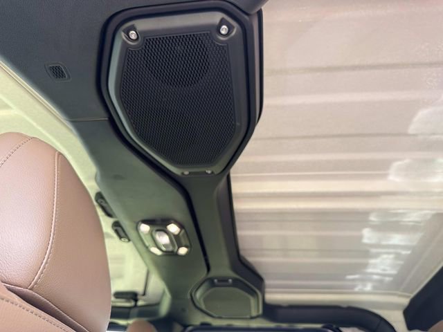 Used 2022 Jeep Gladiator Overland w/ Popular Equipment Package image 24