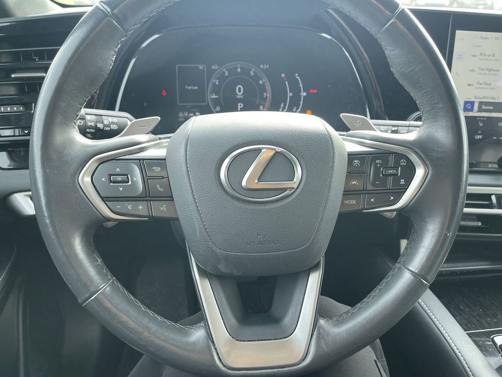 Used 2024 Lexus RX 350 FWD w/ Technology Package image 18