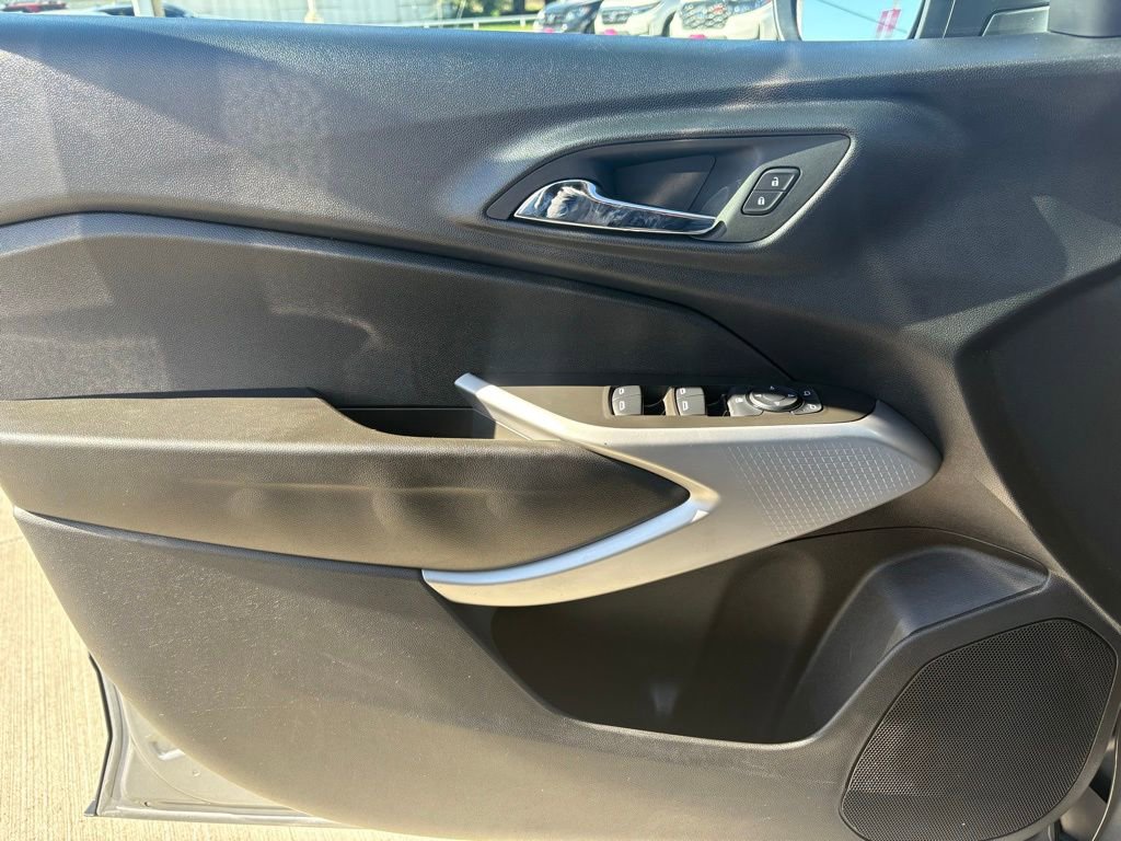 Used 2024 Chevrolet Trax LS image 15