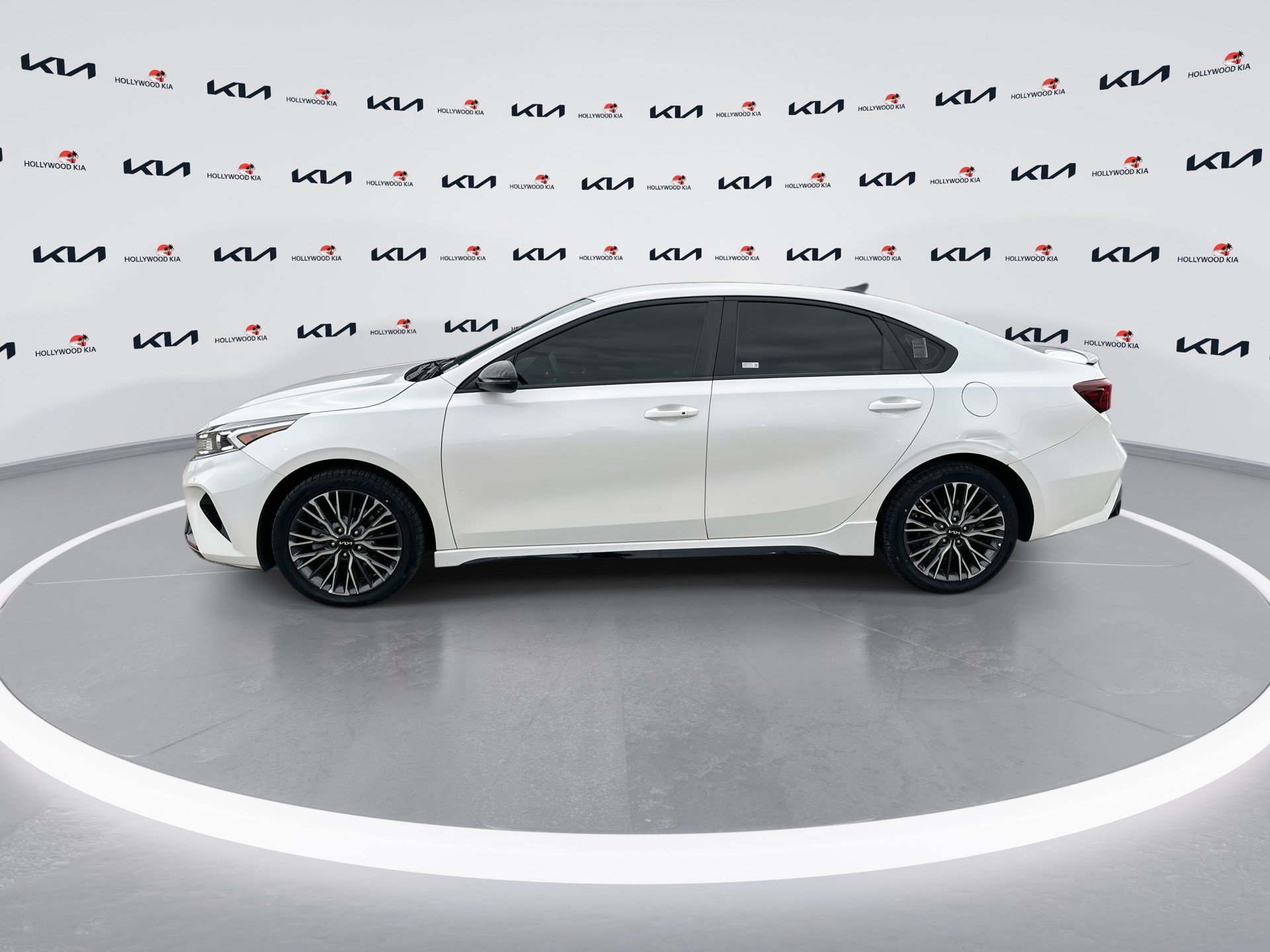 Certified 2024 Kia Forte GT-Line FWD image 5