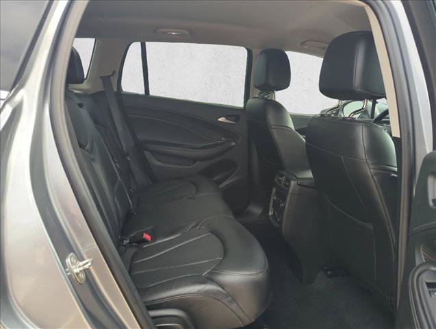 Used 2020 Buick Envision Essence FWD image 19