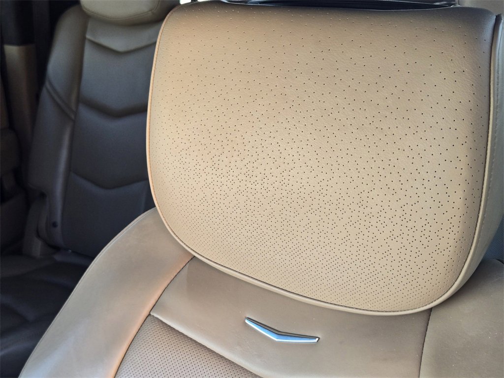 Used 2018 Cadillac Escalade ESV Platinum image 13