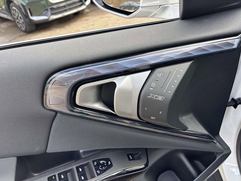 New 2026 BMW X3 xDrive30 w/ Premium Package image 12