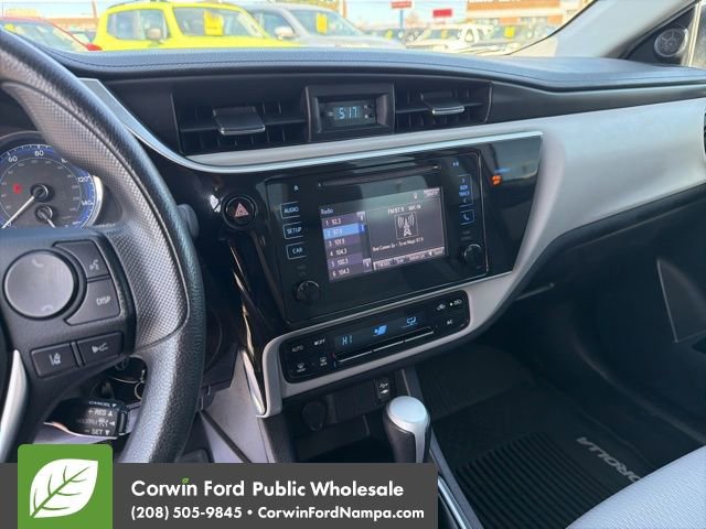 Used 2019 Toyota Corolla LE FWD image 19