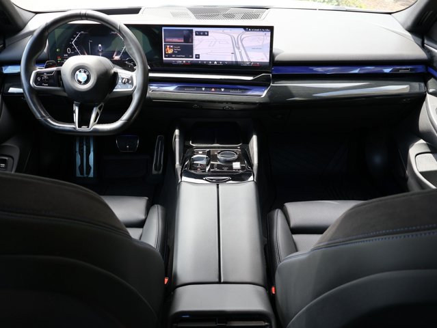 Used 2024 BMW 540i xDrive w/ Premium Package AWD/4WD image 22