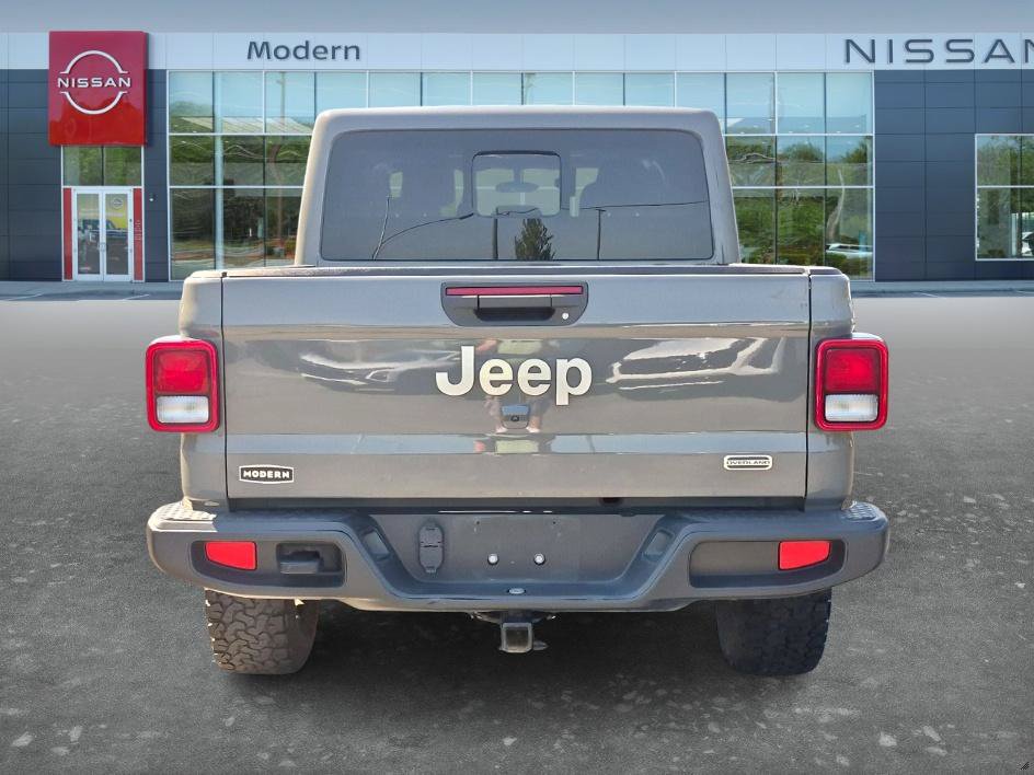 Used 2023 Jeep Gladiator Overland AWD/4WD image 4
