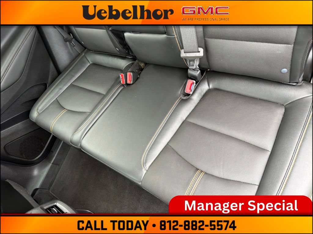 Used 2023 Chevrolet Equinox Premier AWD/4WD image 18