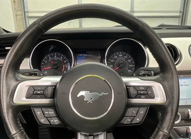 Used 2016 Ford Mustang GT Premium RWD image 11