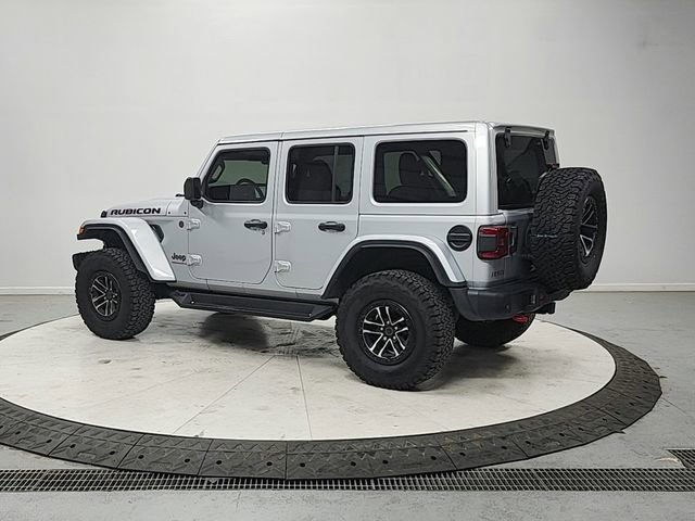 Used 2024 Jeep Wrangler Unlimited Rubicon AWD/4WD image 5