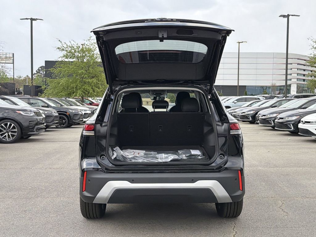 New 2026 Volkswagen Tiguan SE image 14