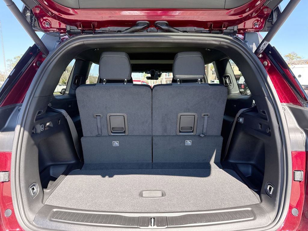 New 2026 Jeep Grand Cherokee L Laredo image 27