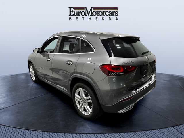 Used 2022 Mercedes-Benz GLA 250 4MATIC image 3