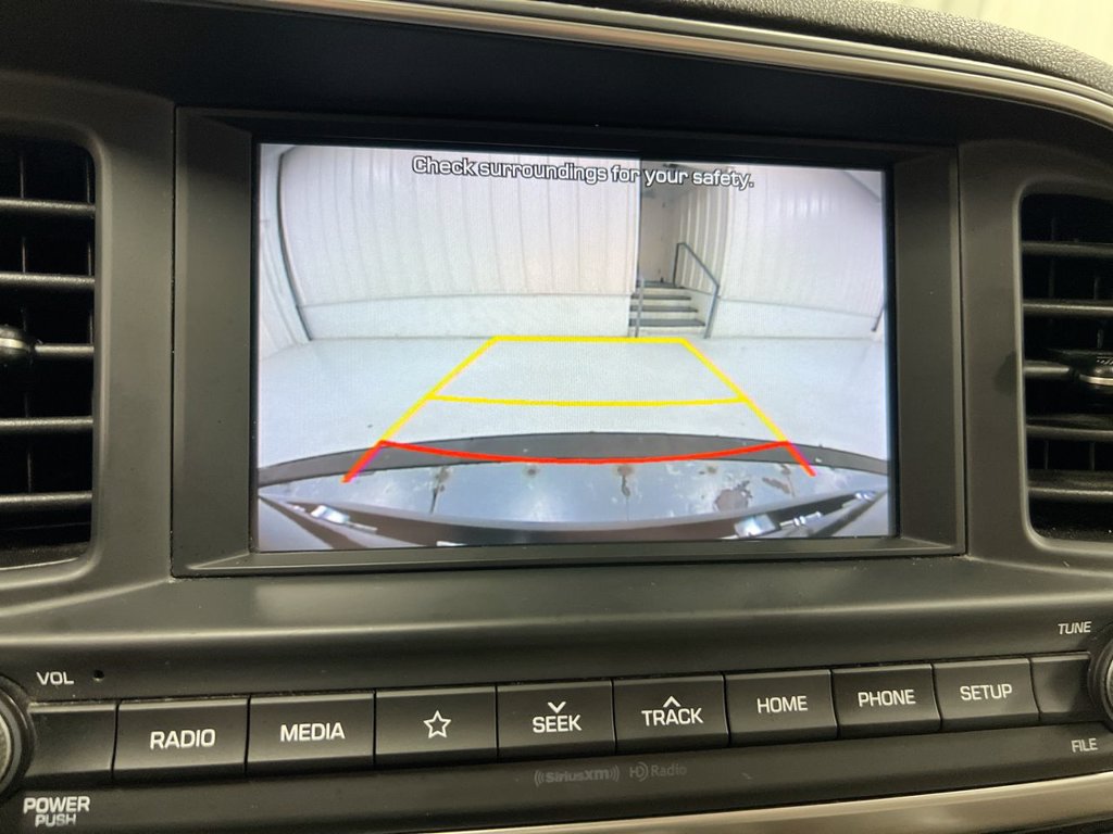 Used 2019 Hyundai Elantra SEL FWD image 15