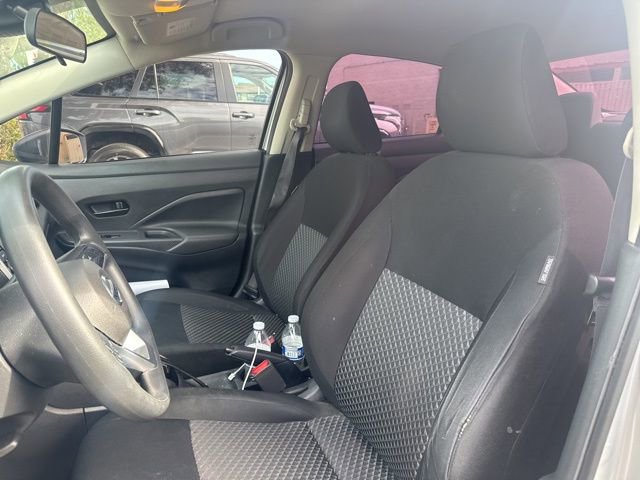 Used 2021 Nissan Versa S image 3