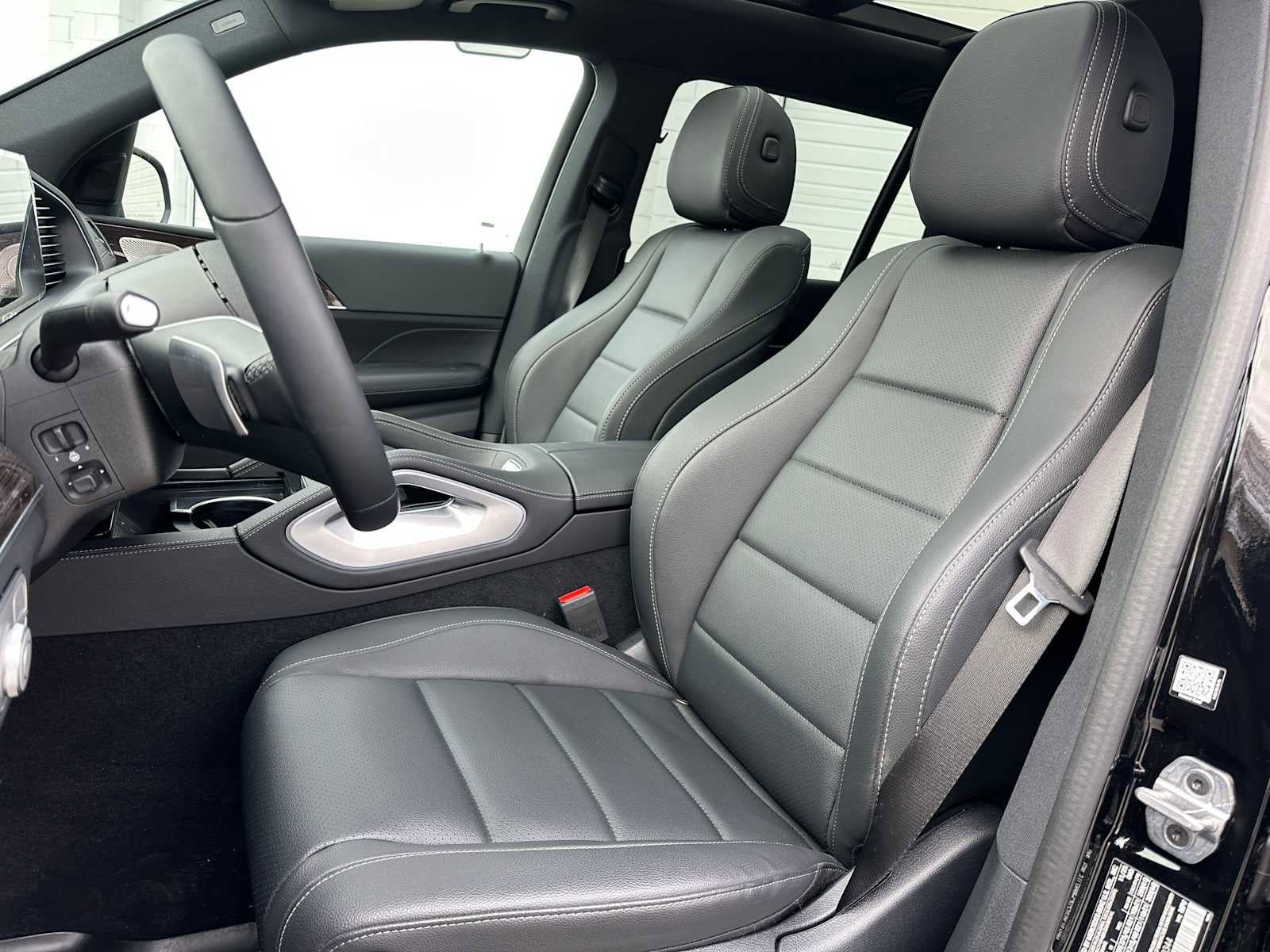 Used 2026 Mercedes-Benz GLS 450 4MATIC image 23