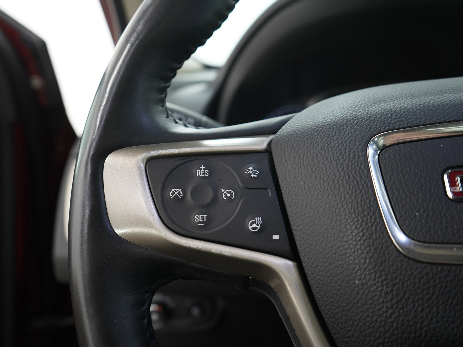 Used 2018 GMC Terrain Denali w/ Comfort Package AWD/4WD image 28
