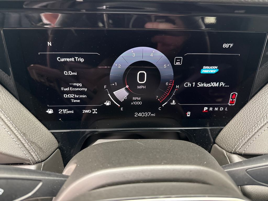 Used 2025 GMC Yukon Denali image 29