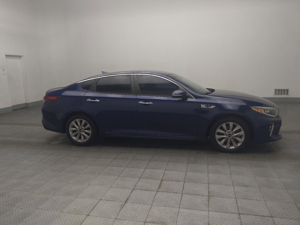 Used 2018 Kia Optima S FWD image 11