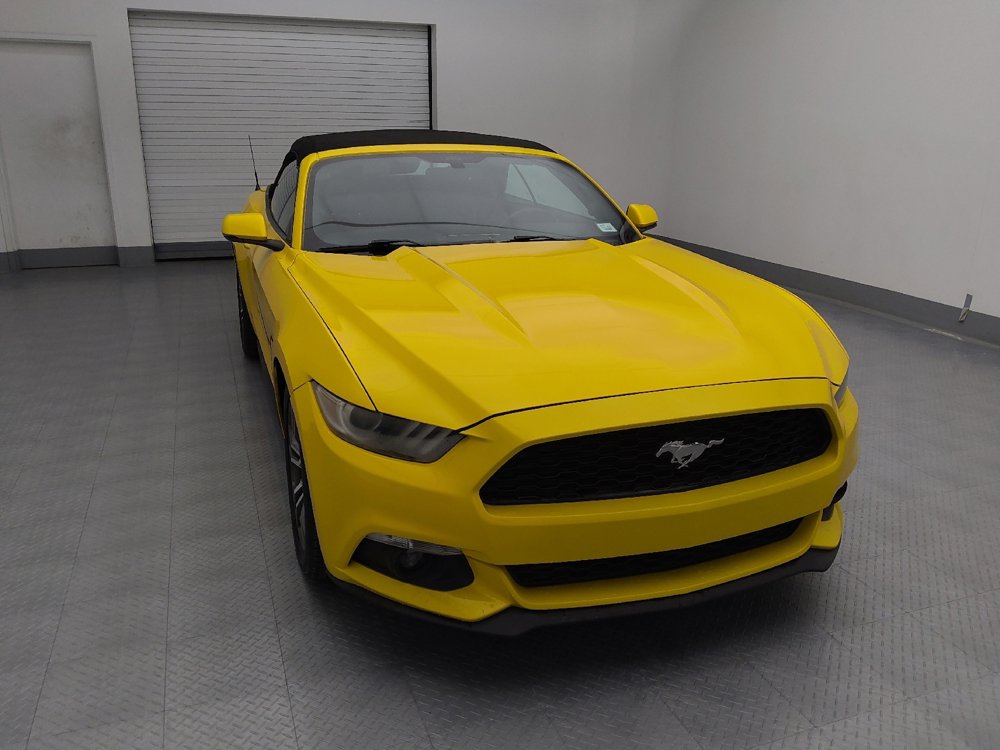 Used 2016 Ford Mustang Premium image 14