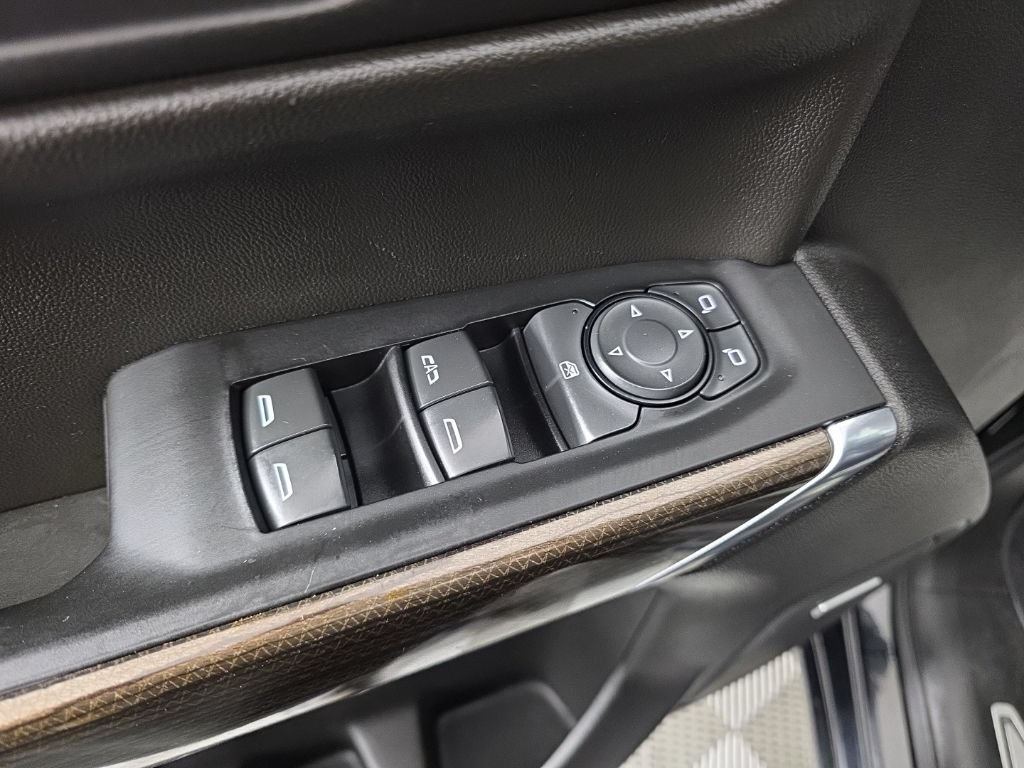 Used 2022 Chevrolet Silverado 1500 LT Trail Boss w/ Convenience Package II AWD/4WD image 13