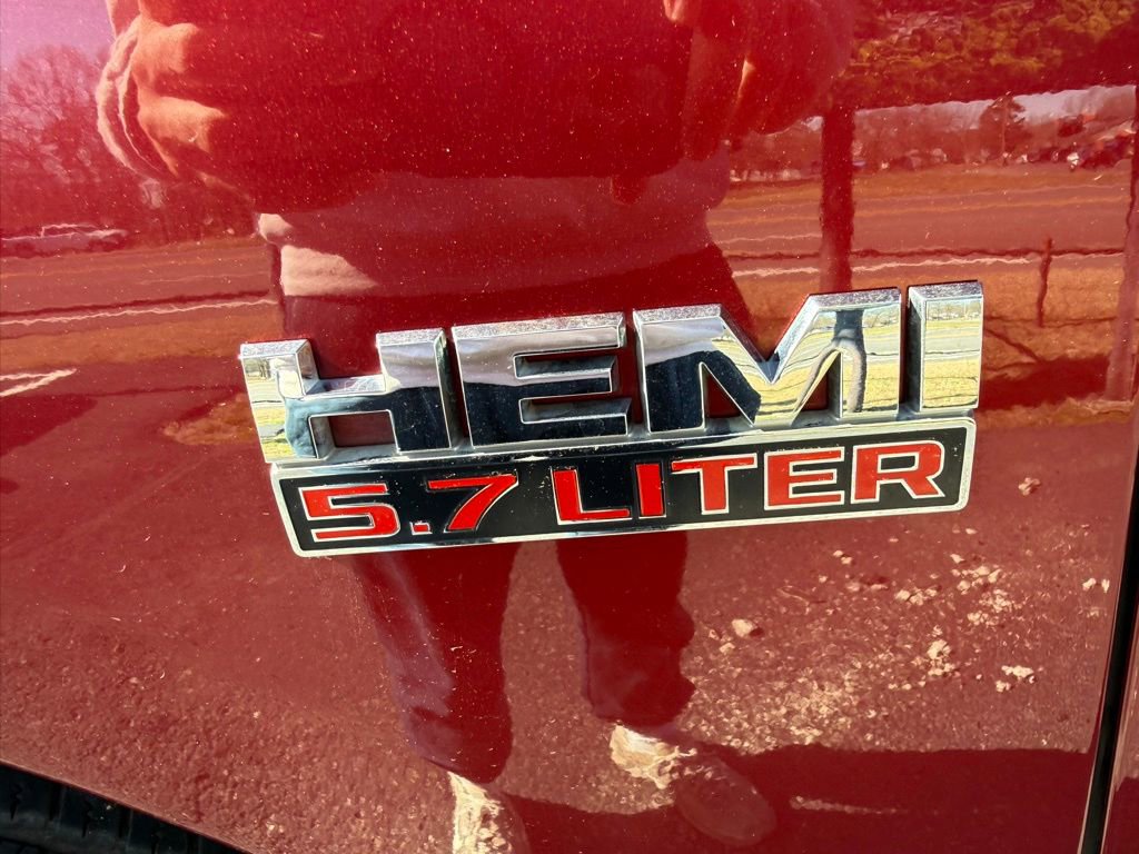 Used 2014 RAM 1500 Express image 10