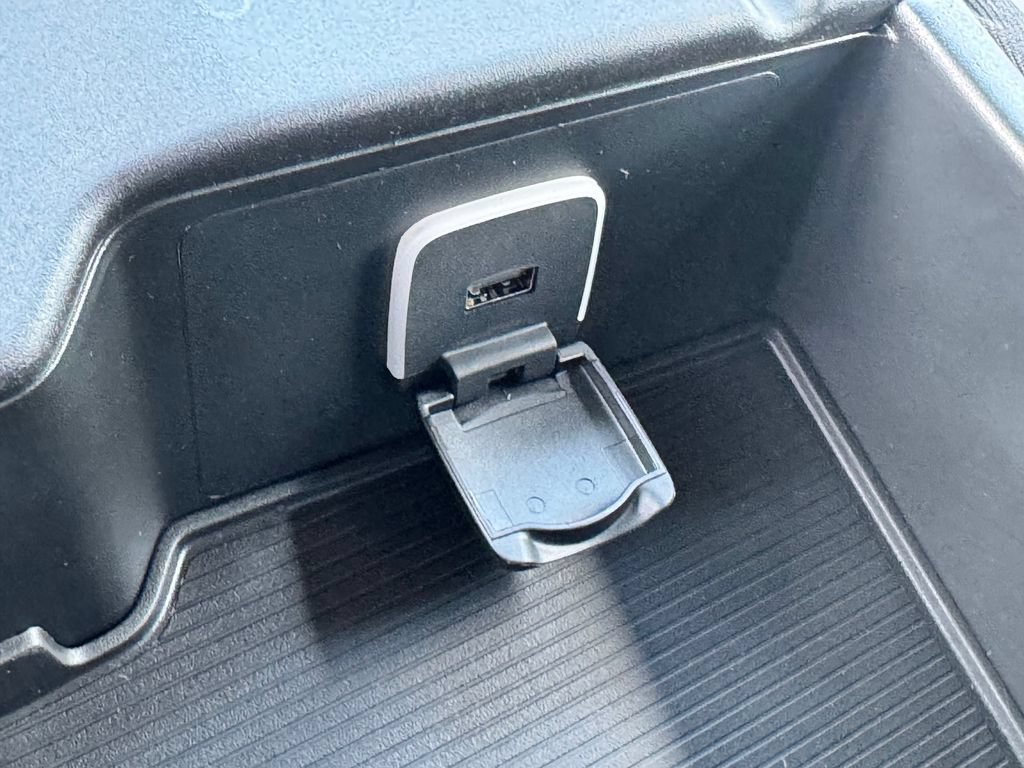 New 2026 RAM 3500 Tradesman AWD/4WD image 21