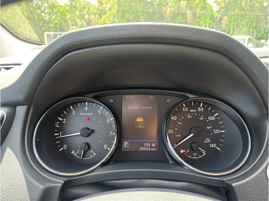 Used 2020 Nissan Rogue Sport SV FWD image 21