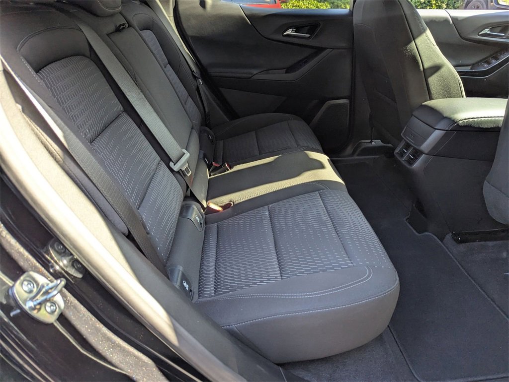 Used 2025 Chevrolet Equinox LT image 27
