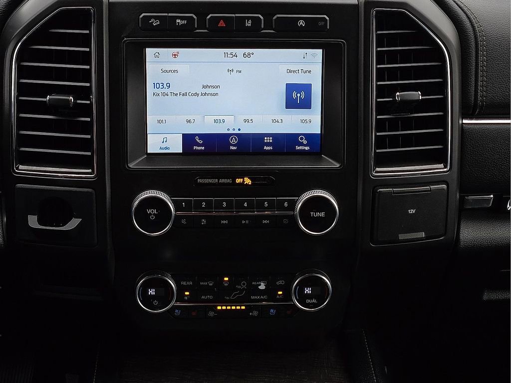 Used 2021 Ford Expedition Max Limited image 14