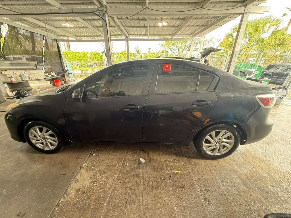 Used 2013 MAZDA MAZDA3 i Grand Touring FWD image 6