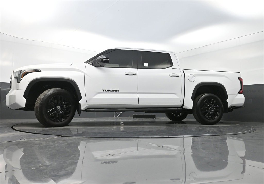 Used 2025 Toyota Tundra Limited image 31