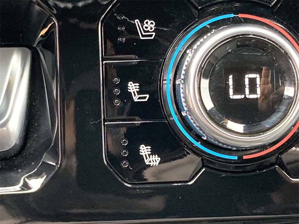 Used 2024 GMC Sierra 2500 AT4 w/ AT4 Preferred Package image 20