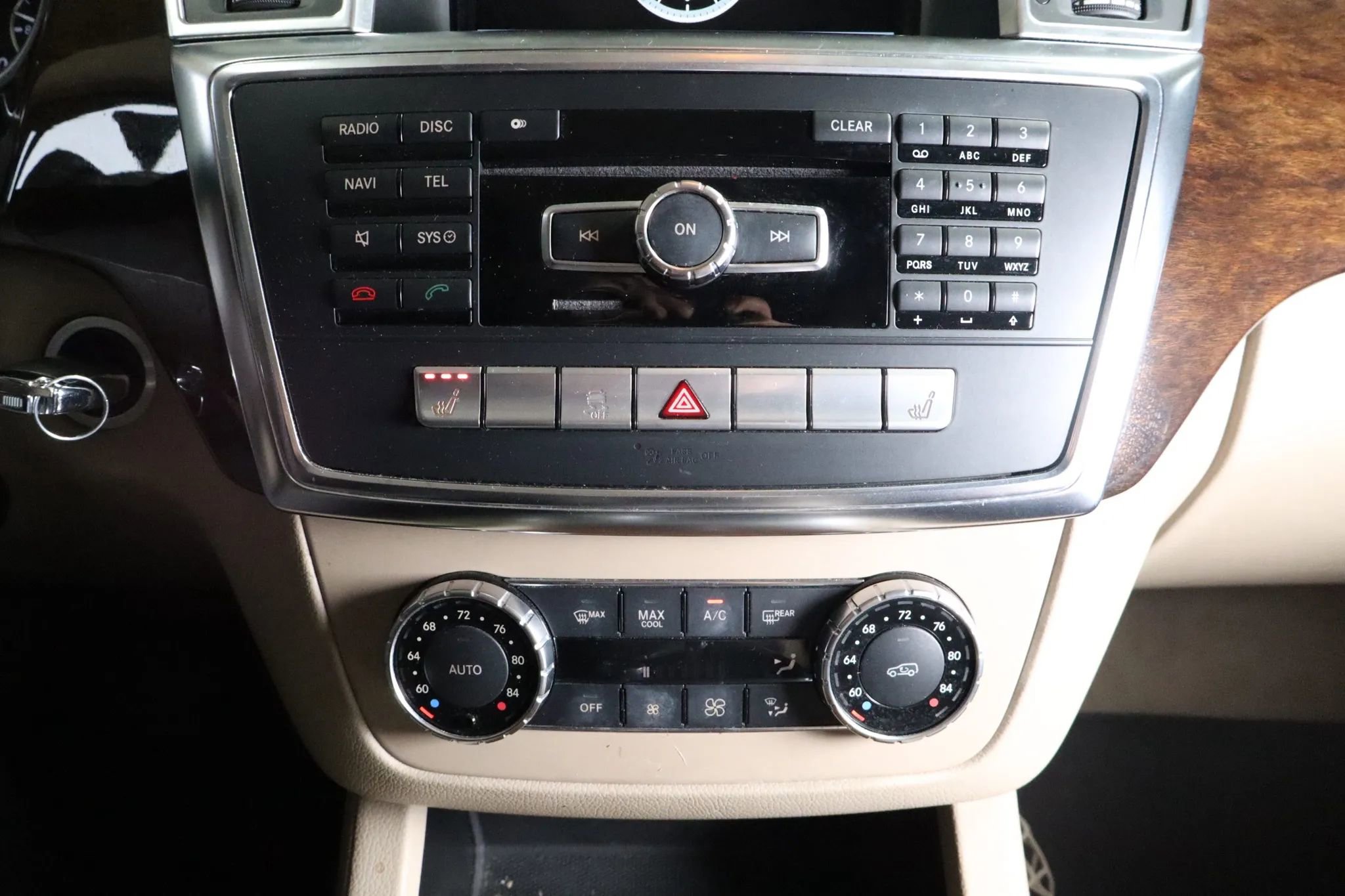 Used 2013 Mercedes-Benz GL 320 BlueTEC 4MATIC image 21