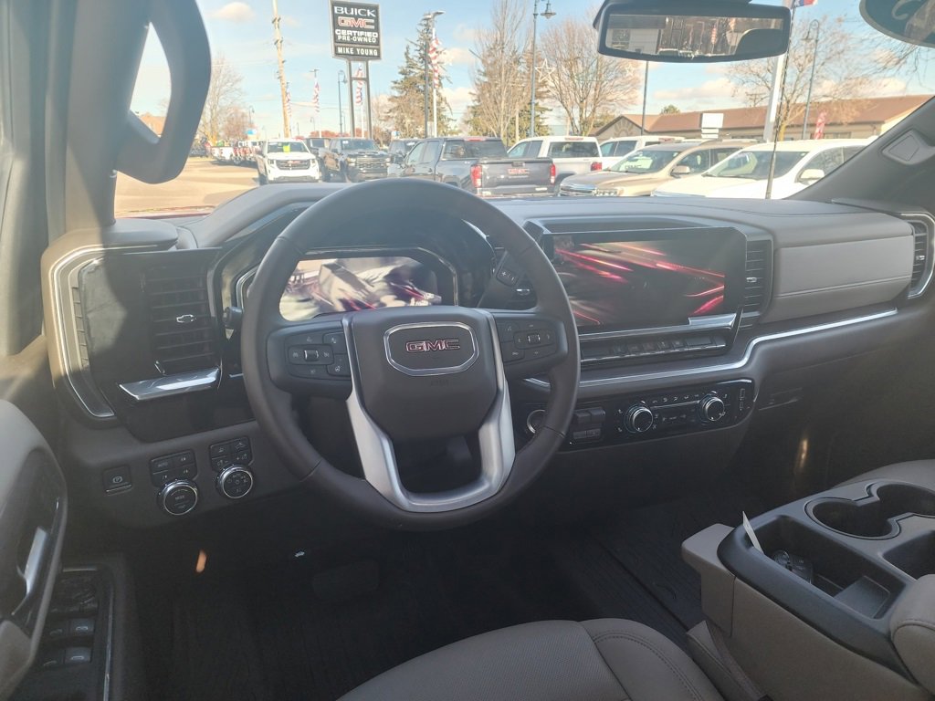 Used 2025 GMC Sierra 2500 SLT image 33