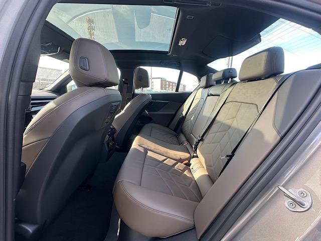 New 2026 BMW 530i xDrive 530i xDrive Sedan w/ Premium Package image 5